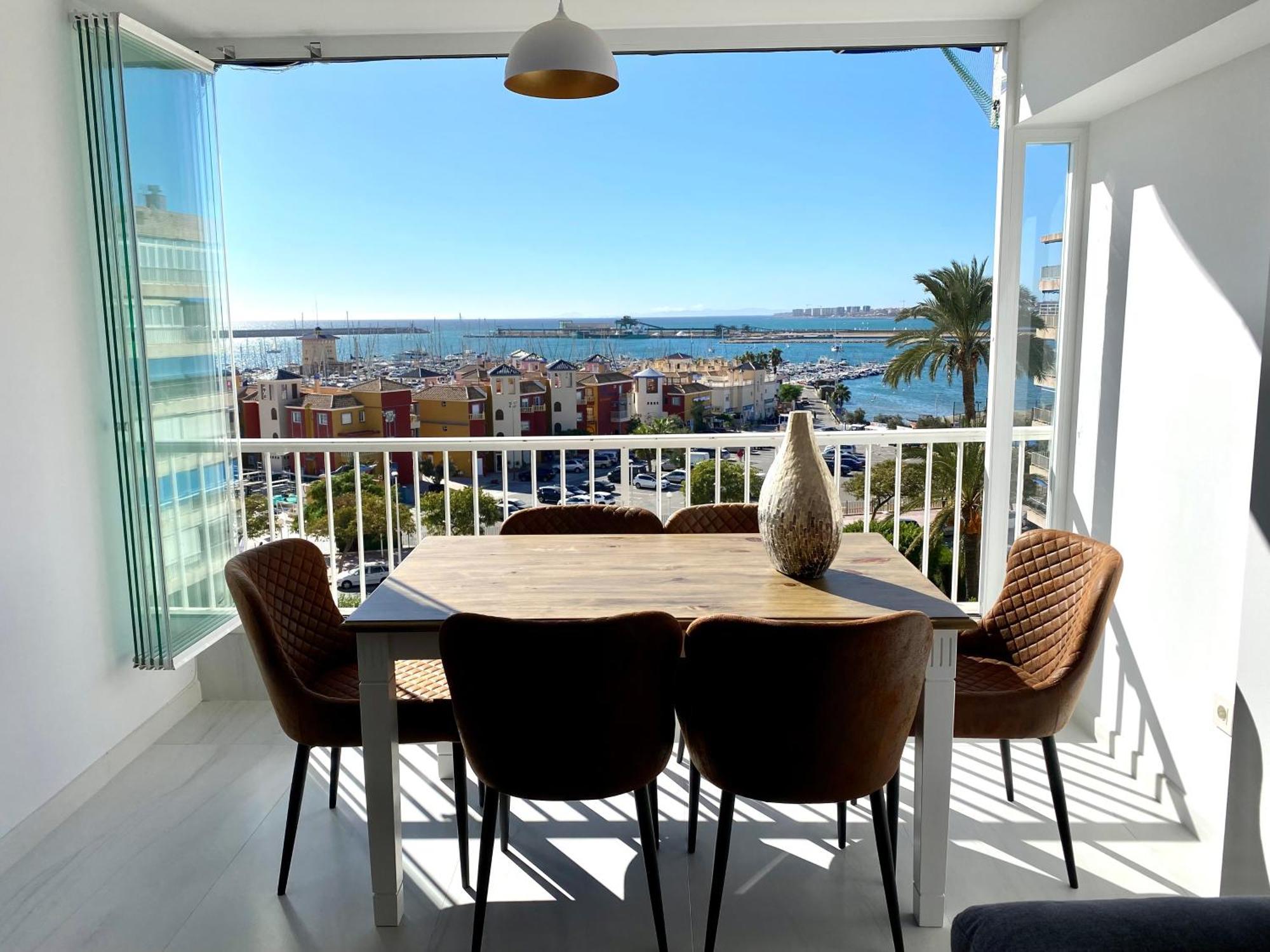 Luxury Apartment With Sea View Puerto 托雷维耶哈 外观 照片